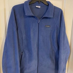 *NWT* Fleece Columbia Zip-Up